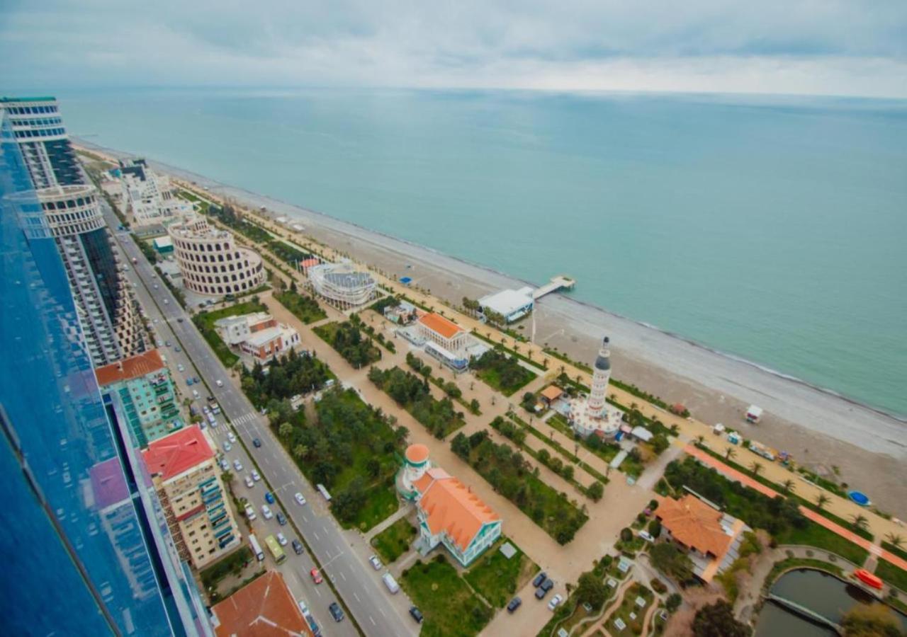 Seaside Resort In New Orbi Twins Batoemi Buitenkant foto