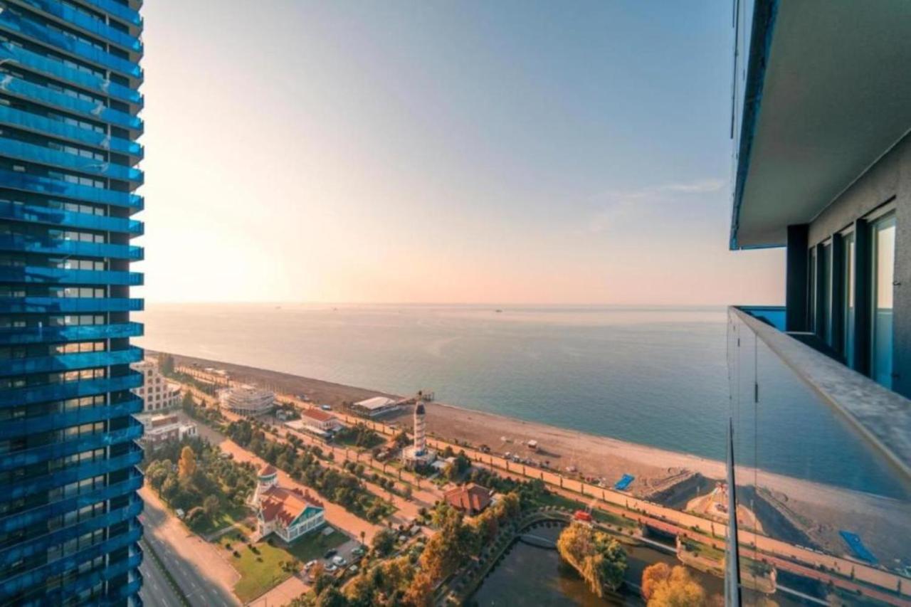 Seaside Resort In New Orbi Twins Batoemi Buitenkant foto